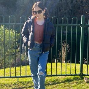 Meet your Posher, Vidiya